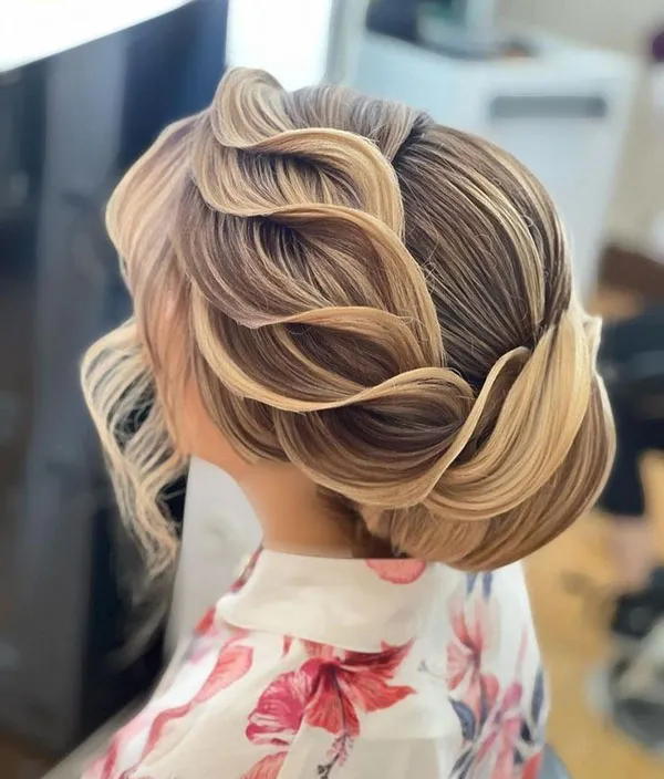 Russian chignon 13