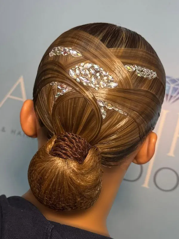 Russian chignon 23