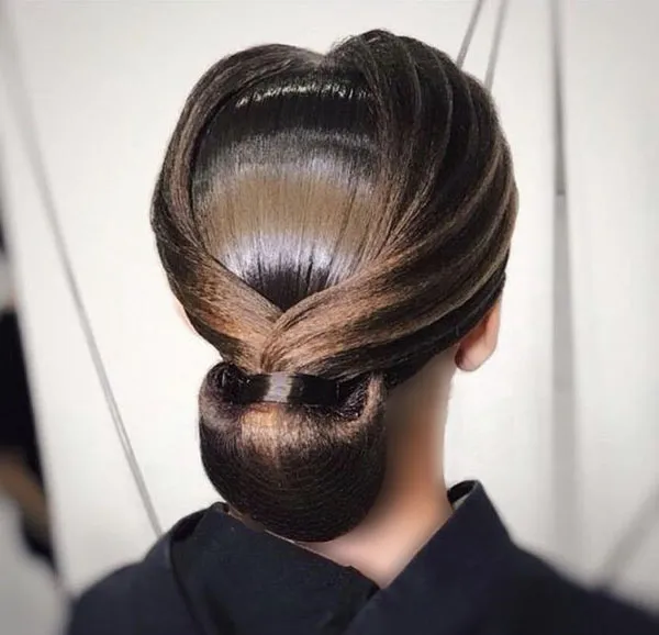 Russian chignon 26