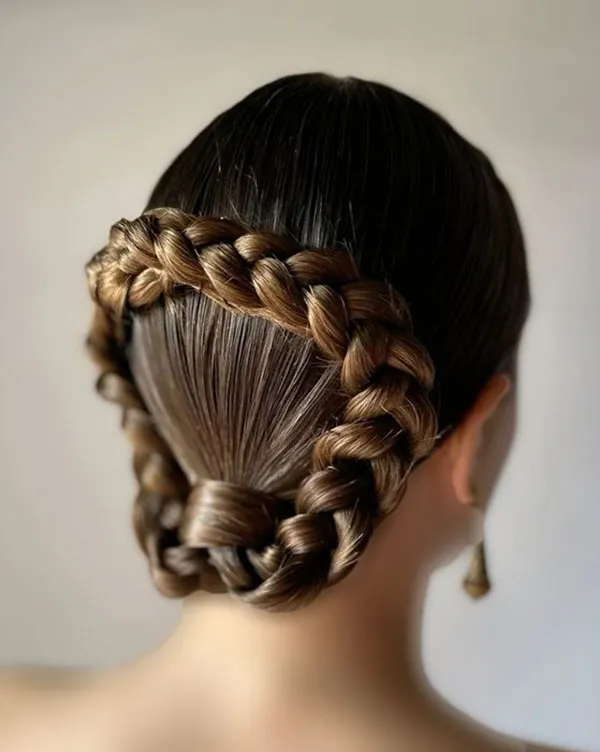 Russian chignon 27