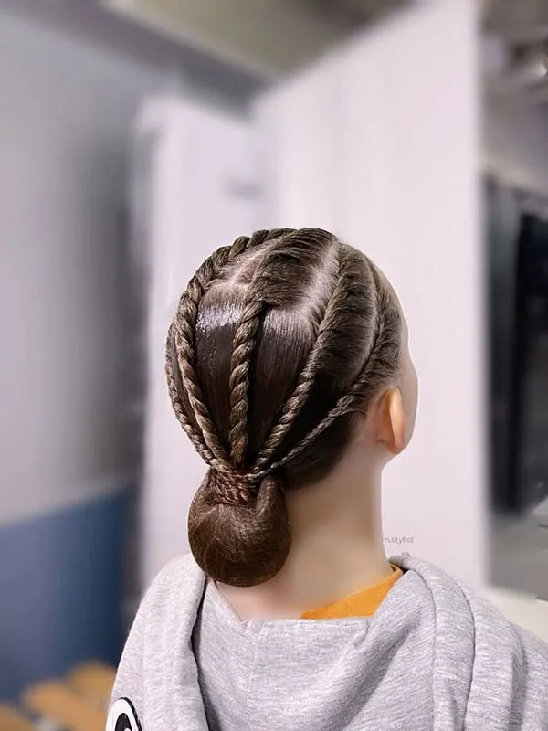 Russian chignon 5