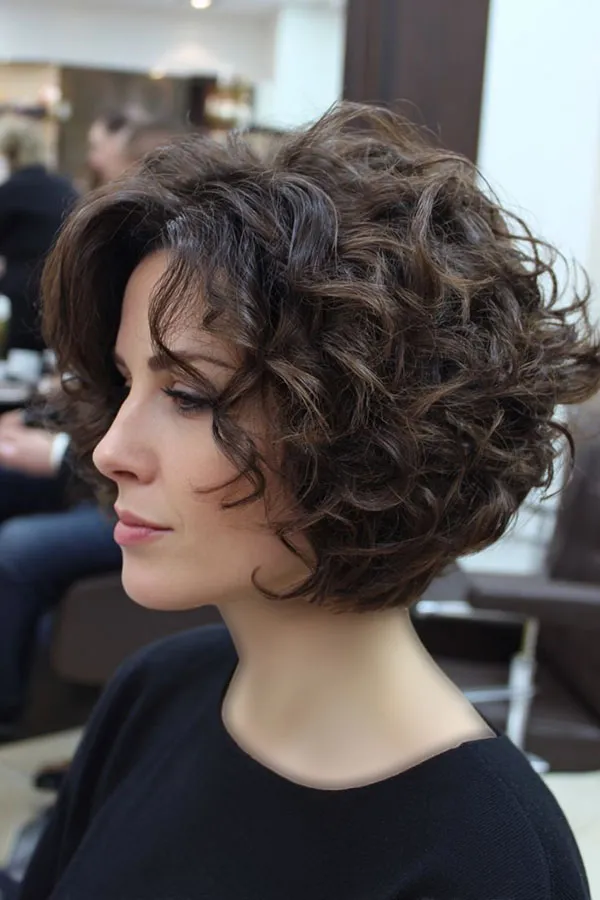 Short curly hairstyle 2