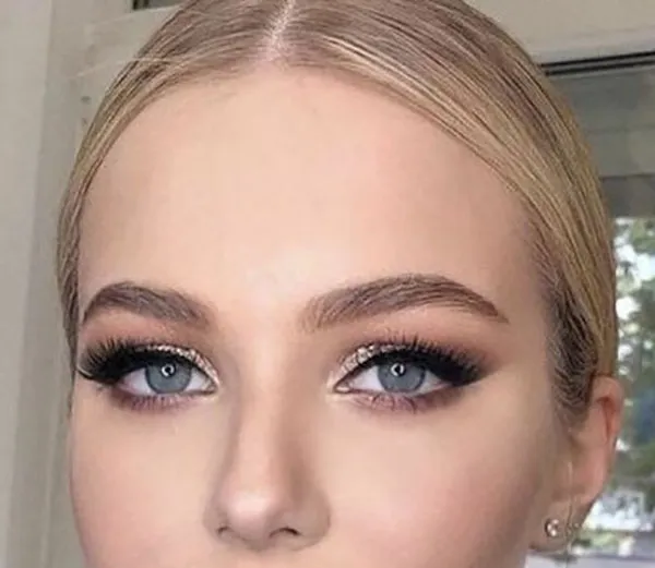 آموزش میکاپ ساده چشم 1404 برای تازهکارها؛ با کمترین لوازم، بیشترین تأثیر! 27 Simple eye makeup tutorial 23