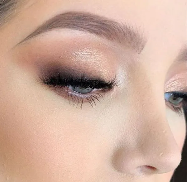 آموزش میکاپ ساده چشم 1404 برای تازهکارها؛ با کمترین لوازم، بیشترین تأثیر! 29 Simple eye makeup tutorial 25