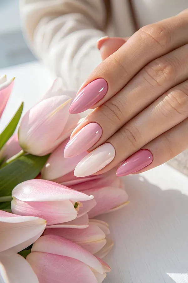 37 مدل طرح ناخن صورتی ساده؛ ظرافت دخترونه در اوج سادگی 🌸 23 Simple pink nail design 21