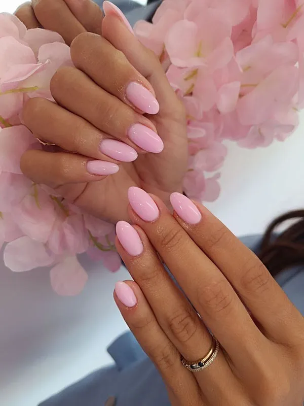 37 مدل طرح ناخن صورتی ساده؛ ظرافت دخترونه در اوج سادگی 🌸 31 Simple pink nail design 30