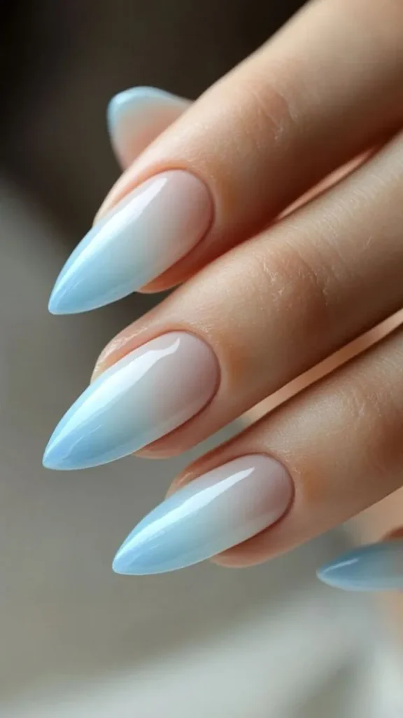 37 مدل ناخن ابی اسمانی زیبا؛ لمس آرامش روی نوک انگشتها 💙 19 Sky blue nail design 14