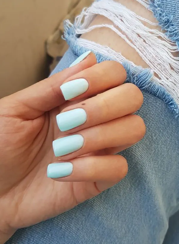 37 مدل ناخن ابی اسمانی زیبا؛ لمس آرامش روی نوک انگشتها 💙 14 Sky blue nail design 9