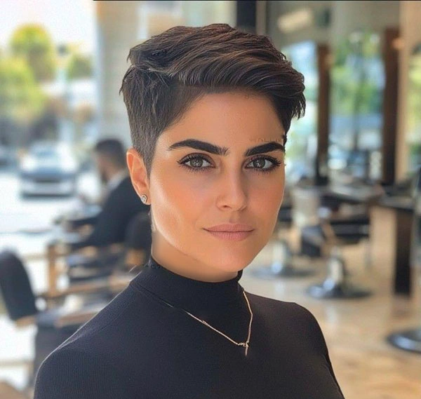 چند مدل مو کوتاه محبوب 1404؛ شیک، خاص و همیشه جذاب! 32 Some short hairstyles 28