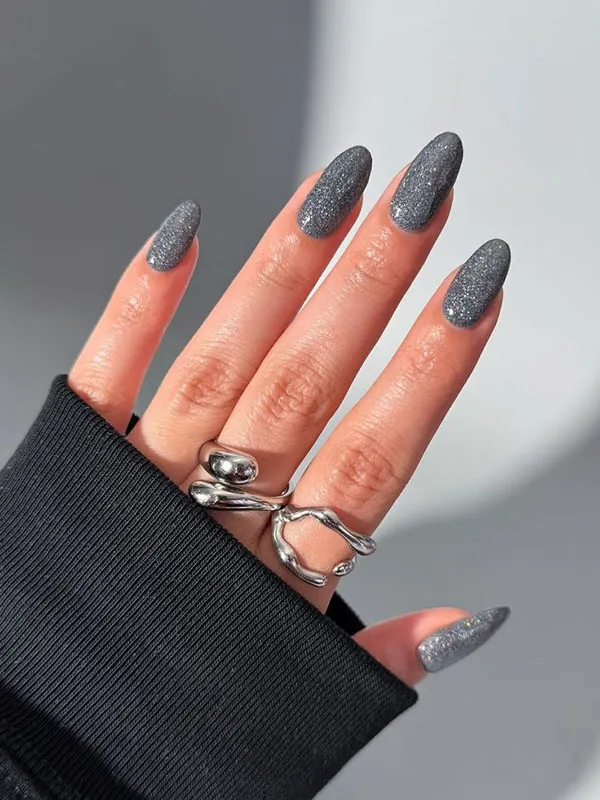Stylish girly nail design 10