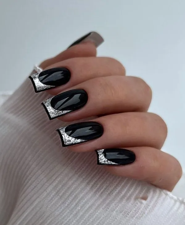 Stylish girly nail design 30