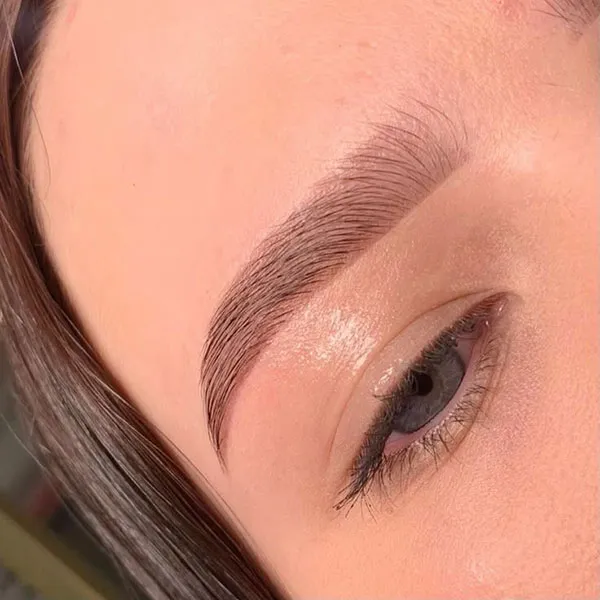 جدیدترین مدل ابرو میکرو 2025؛ طبیعی، شیک و فوقالعاده خاص ! 25 The latest micro eyebrow model 21