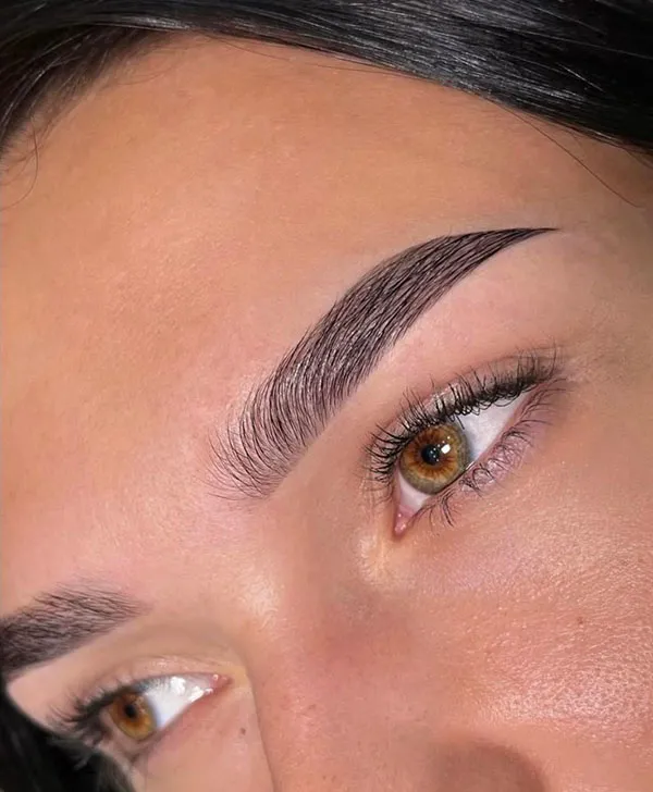 جدیدترین مدل ابرو میکرو 2025؛ طبیعی، شیک و فوقالعاده خاص ! 33 The latest micro eyebrow model 31