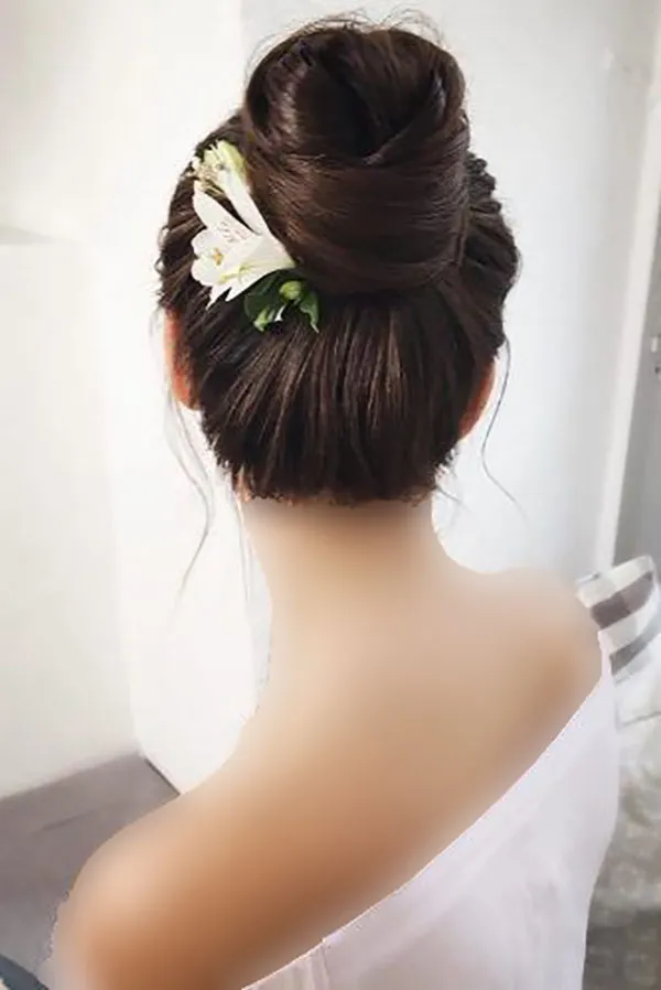 Tomato hairstyle for wedding 12