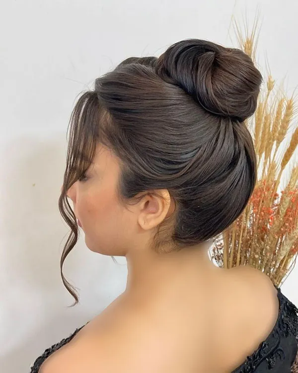 Tomato hairstyle for wedding 19