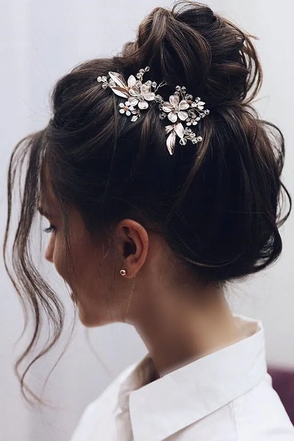 Tomato hairstyle for wedding 9