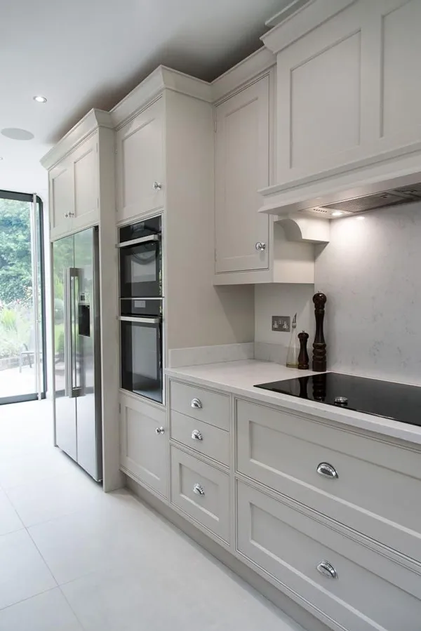 classic white cabinet diakoland photo 20