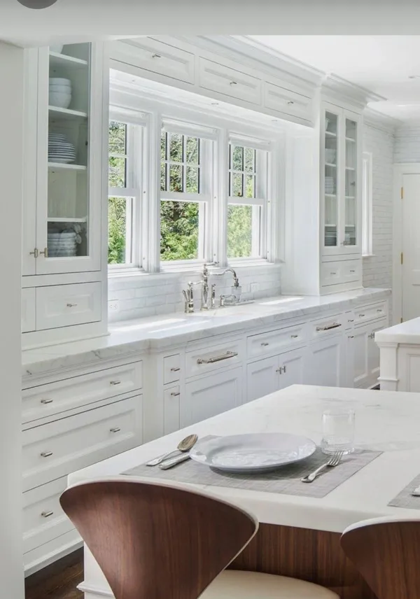 classic white cabinet diakoland photo 35