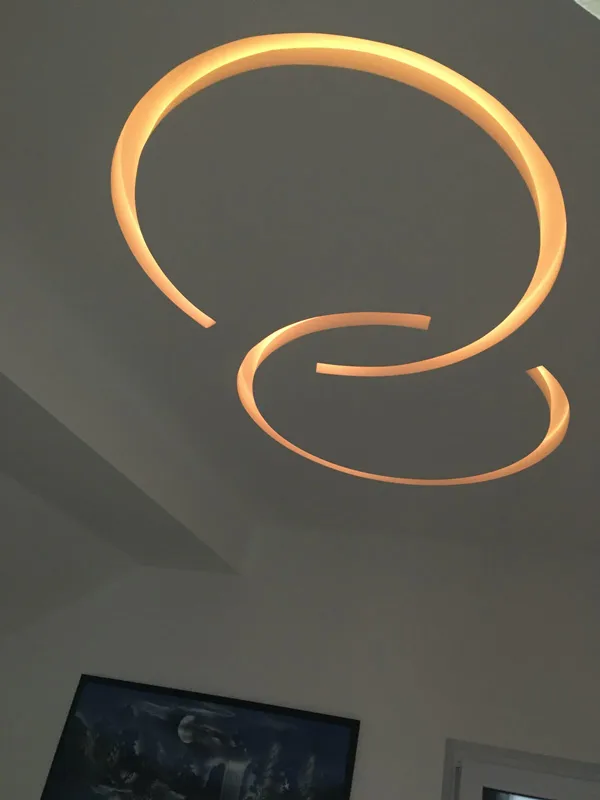 35 طرح لاین نوری سقف؛ ترندی مدرن برای دکوراسیون! 20 line lighting ceiling diakoland photo 16