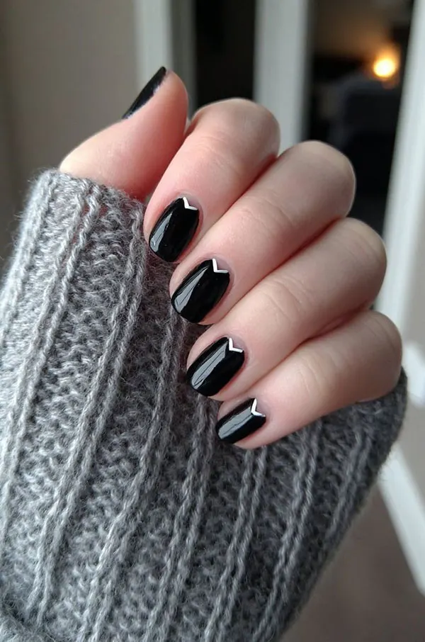 Black nail design for girls 10