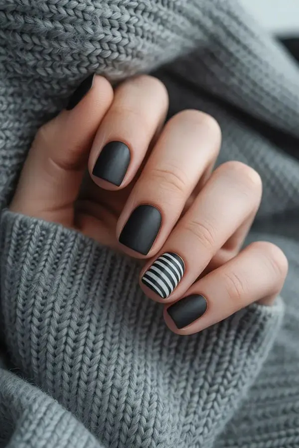 Black nail design for girls 12