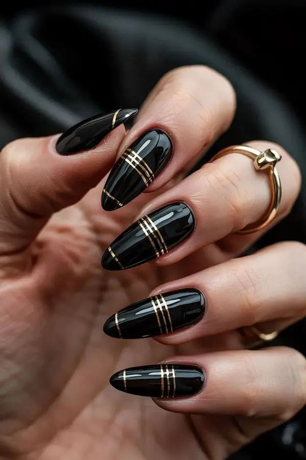 Black nail design for girls 18