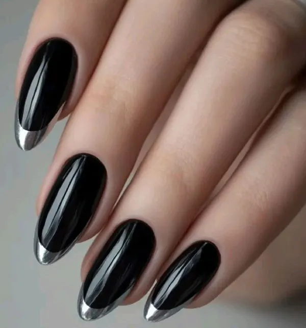 Black nail design for girls 19