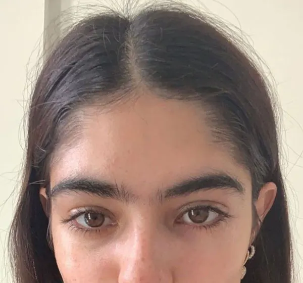 Continuous eyebrow model 23