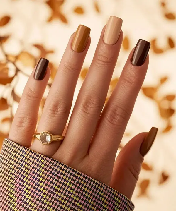 Cream brown nail design 20