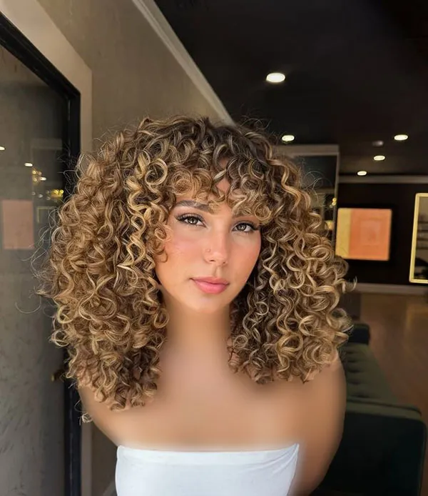 Curly hair style 23