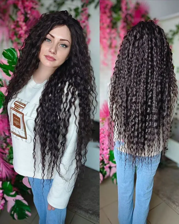 Curly hair style 25