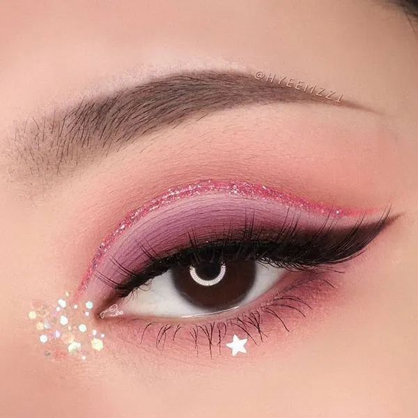 34 مدل میکاپ کیوت چشم | از سایه ملایم تا شاین ظریف! 26 Cute eye makeup 22