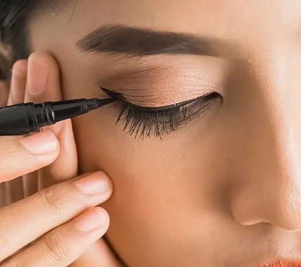 راهنمای آموزش آرایش چشم 2025 | ترفند سایهزدن مثل میکاپآرتیستا💫 32 Eye makeup tutorial 23