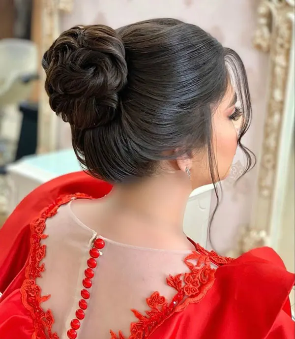 Hairstyles for a wedding 16