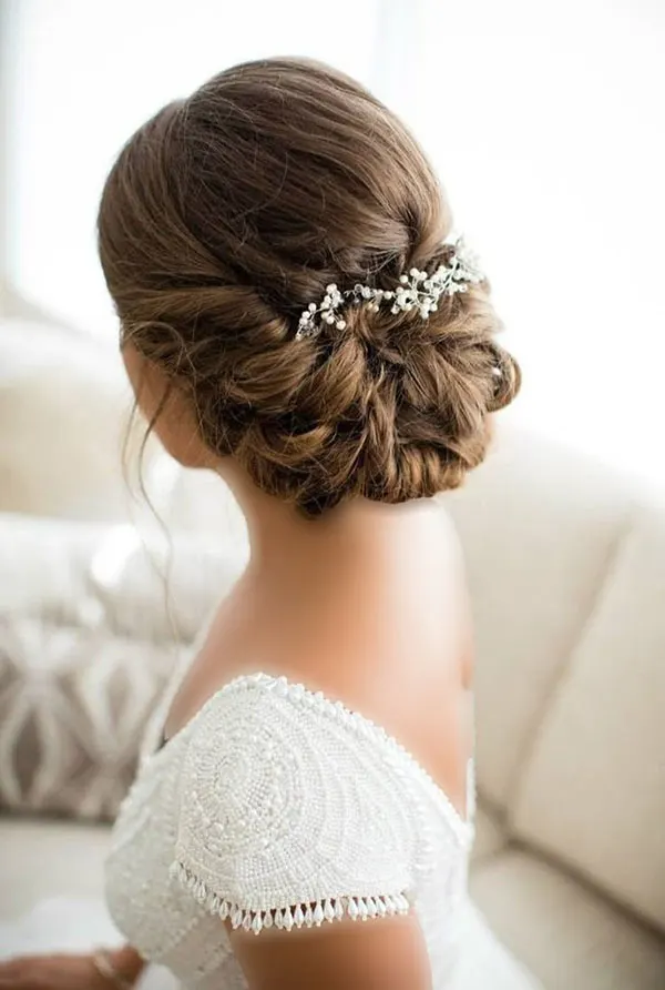 Hairstyles for a wedding 20