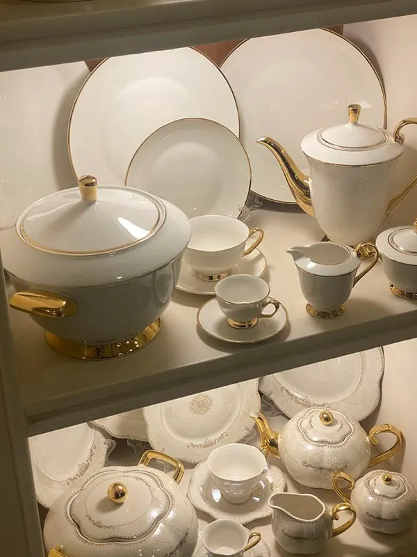 Insta bridal cabinet layout 16