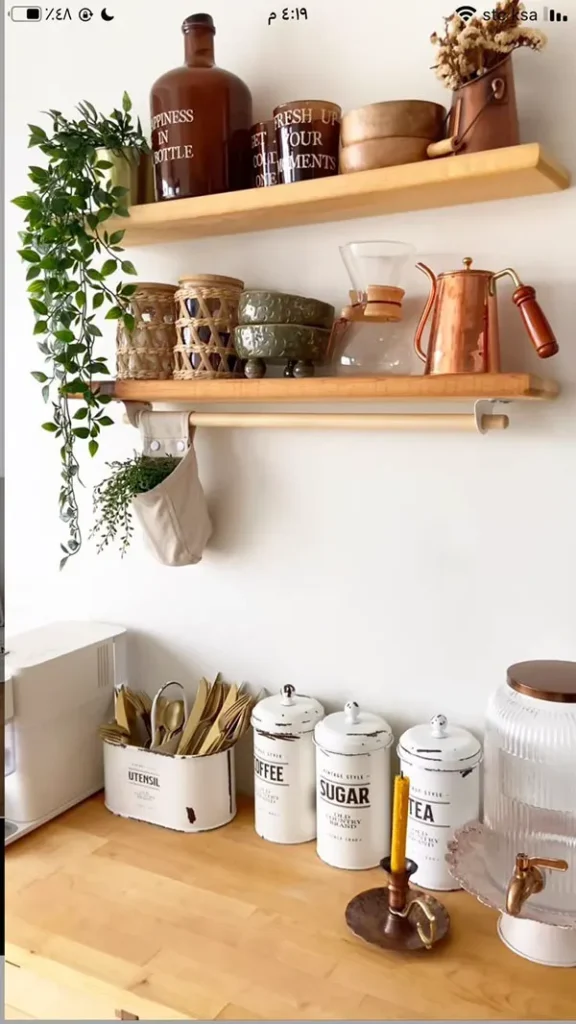 37 ایده چیدمان شلف آشپزخانه؛ نظم دلنشین با حس گرم خونه... 26 Kitchen shelf layout 22