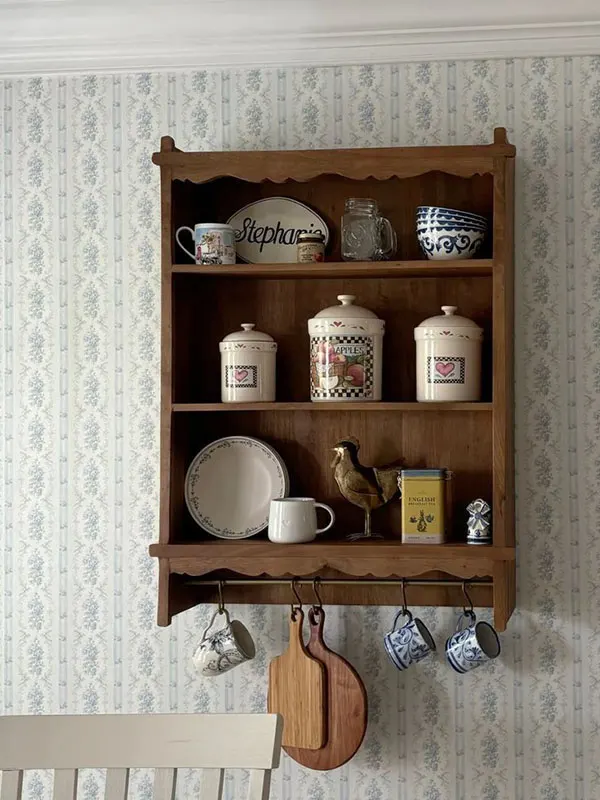 37 ایده چیدمان شلف آشپزخانه؛ نظم دلنشین با حس گرم خونه... 7 Kitchen shelf layout 3