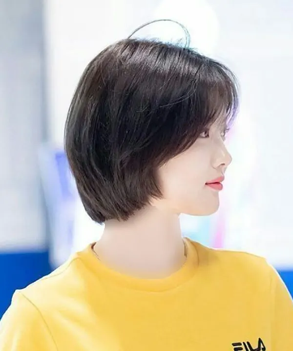 Korean girl short hairstyle 19