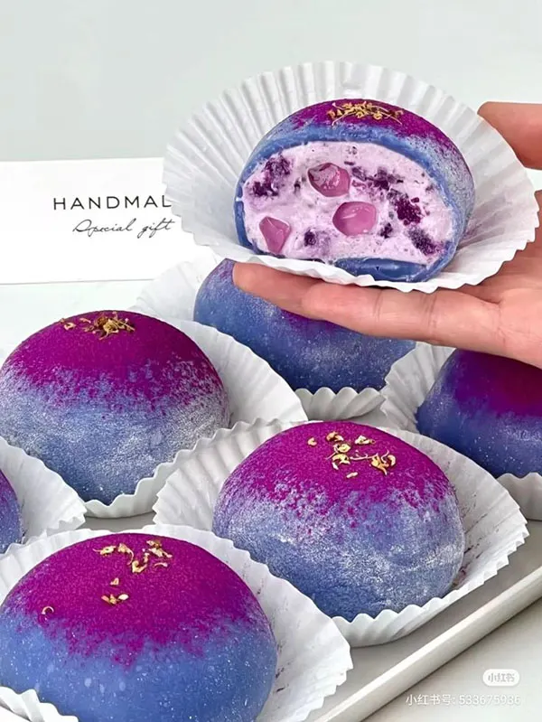 Learning to make mochi 5