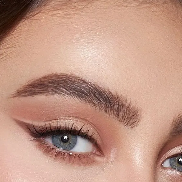 Light eyeshadow for girls 21