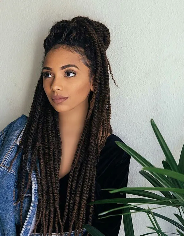 Long African hair weave 33