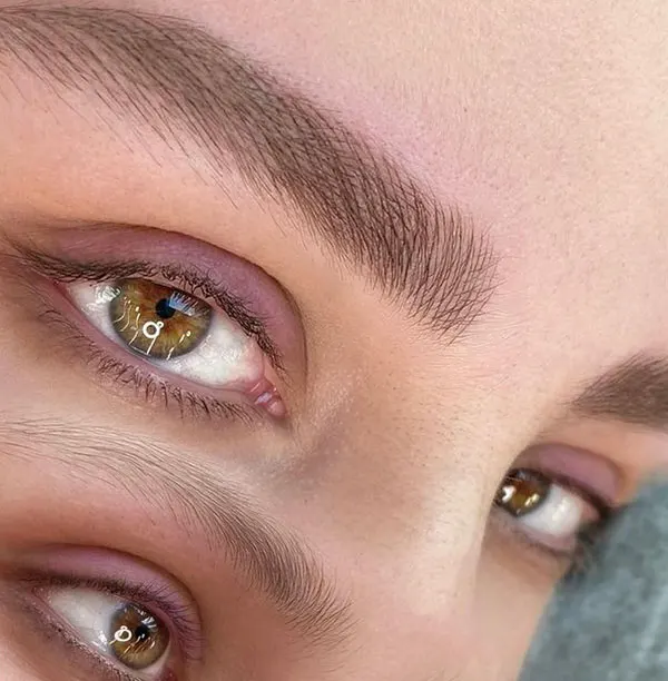Micro eyebrow model for girls 25