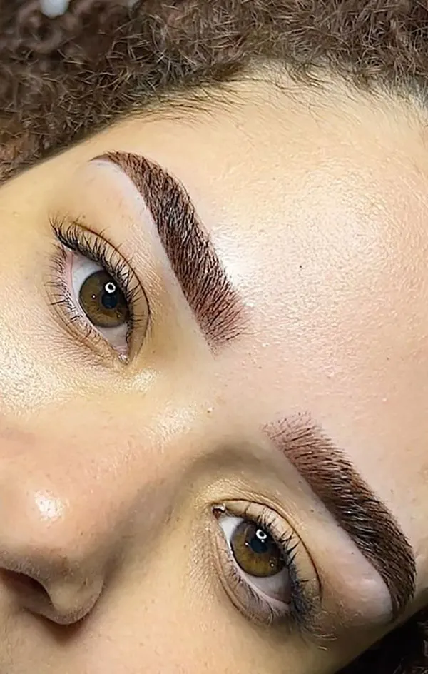 Micro eyebrow model for girls 27