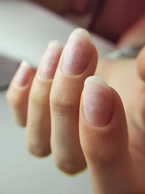 Nail polish remover at home 5