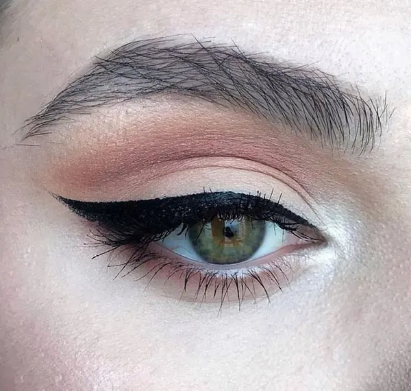 33 مدل سایه چشم رنگ نود؛ | انتخاب محبوب اینفلوئنسرها برای میکاپ روزمره🔥 21 Nude eyeshadow 15
