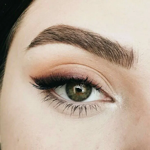 33 مدل سایه چشم رنگ نود؛ | انتخاب محبوب اینفلوئنسرها برای میکاپ روزمره🔥 9 Nude eyeshadow 4