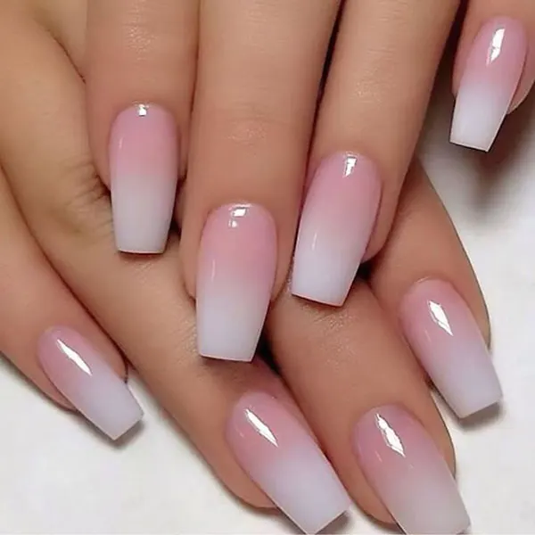 37 مدل آمبره ناخن دخترانه؛ ترند دلبر و خاص برای دخترای مینیمال 😍 29 Ombre nail model 25