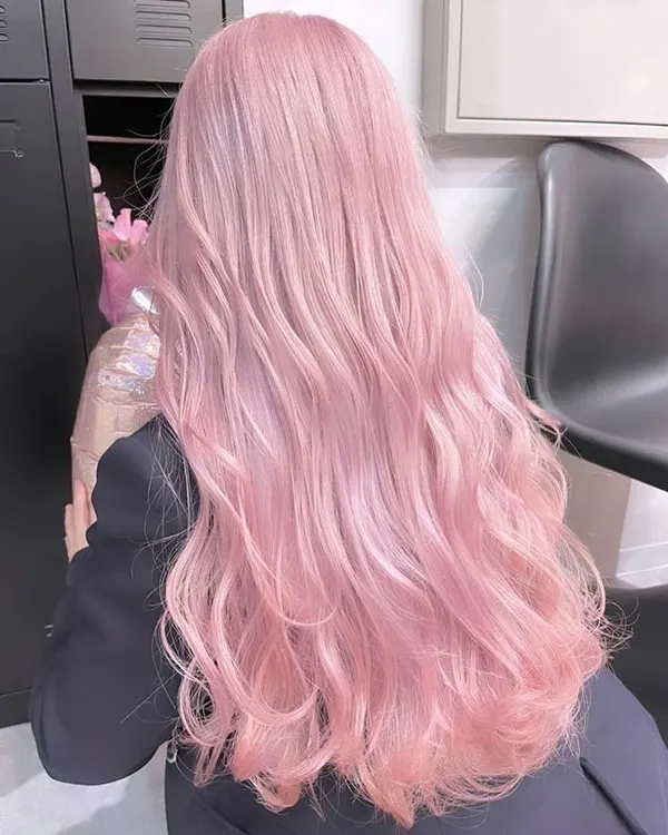 جدیدترین رنگ مو صورتی پاستیلی 2025 | vibe ملایم و رویایی برای موهات😍 32 Pastel pink hair color 27