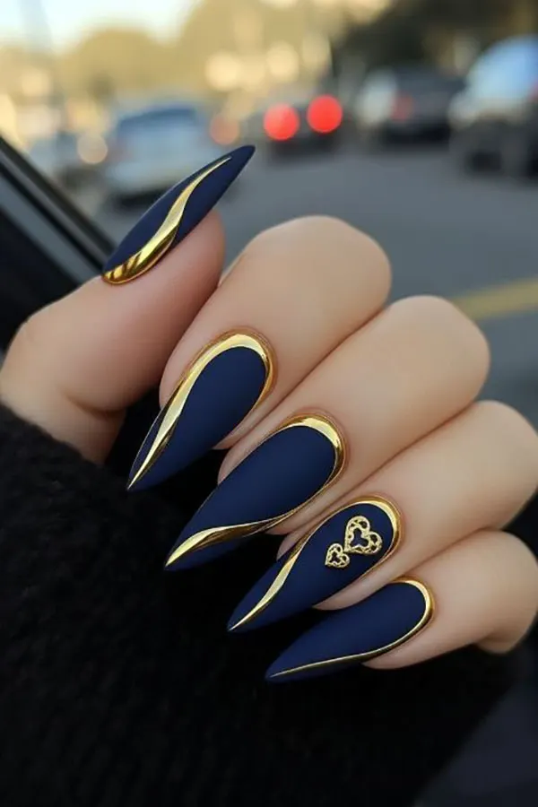 35 عکس کاشت ناخن زیبا؛ ترکیب مات و براق برای استایل خاص 💅 19 Photo of beautiful nail planting 13